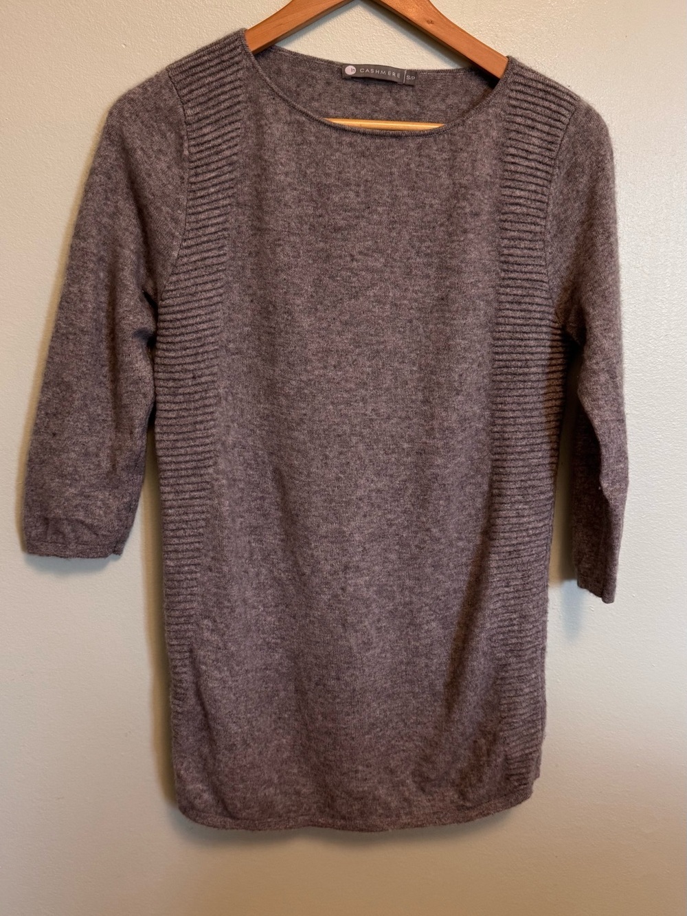 InCashmere Heather Gray Crewneck Cashmere-Blend Sweater